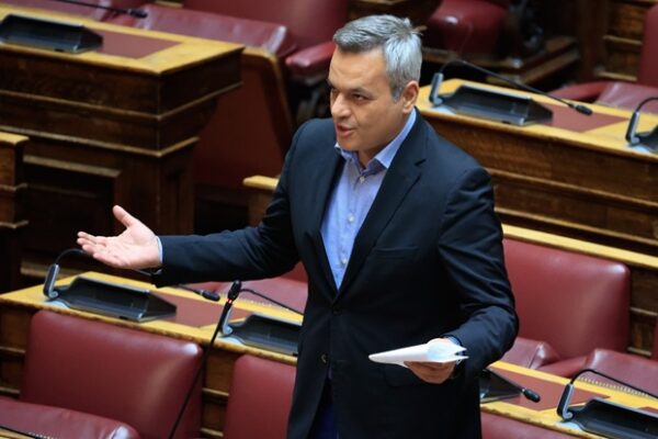 Ο Χάρης Μαμουλάκης μιλάει στη Βουλή για τη ρύθμιση Στεγαστικής Συνδρομής και τους σεισμοπαθείς του Αρκαλοχωρίου.