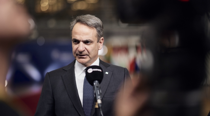 Κυριάκος Μητσοτάκης από Βρυξέλλες: Μήνυμα ετοιμότητας για στήριξη των πολιτών και «εθνική γραμμή» για την άμυνα