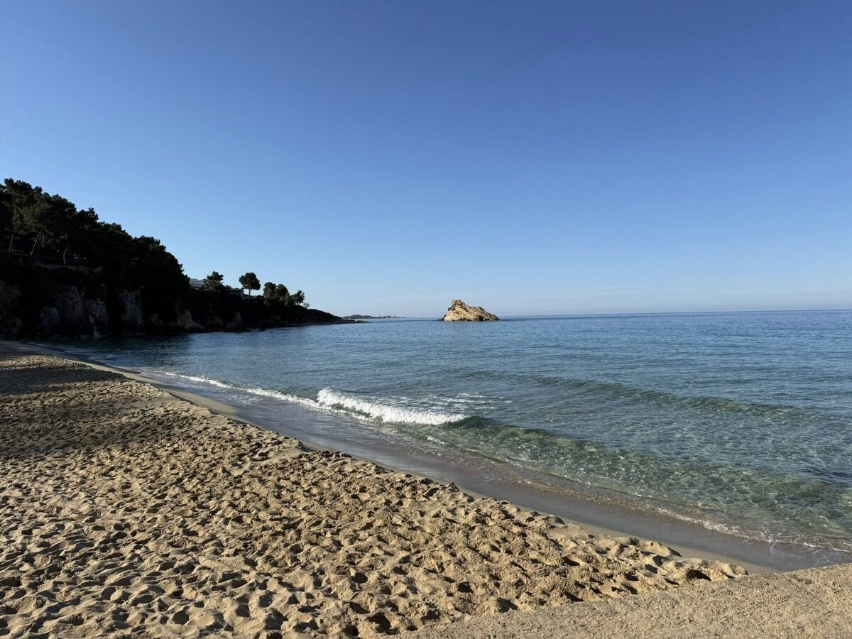 Πλατύς Γιαλός: Η ησυχία πριν την τουριστική «κατάληψη»