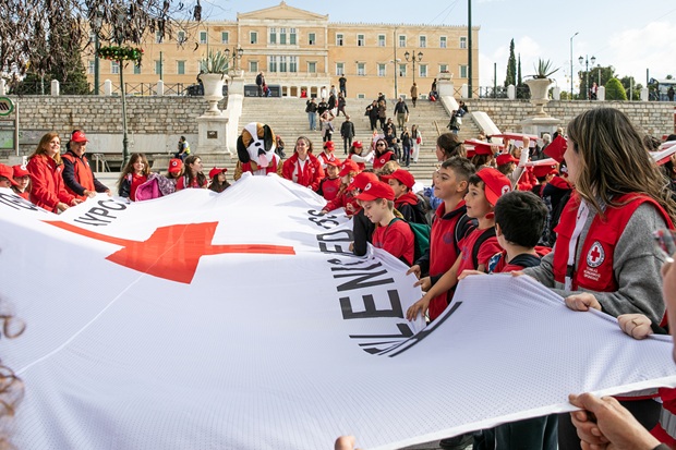 Ελληνικός Ερυθρός Σταυρός: Προειδοποιητικά σημάδια και δυνατότητες πρόληψης εφηβικής κατάθλιψης & τάσης αυτοκτονίας