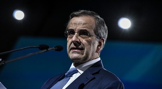 Ο Σαμαράς «κονταίνει» βήμα-βήμα τον Μητσοτάκη