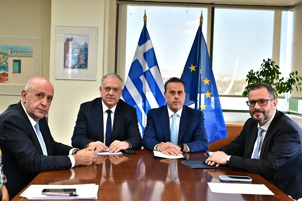 Χάσμα μεταξύ ΣΕΒ και κυβέρνησης