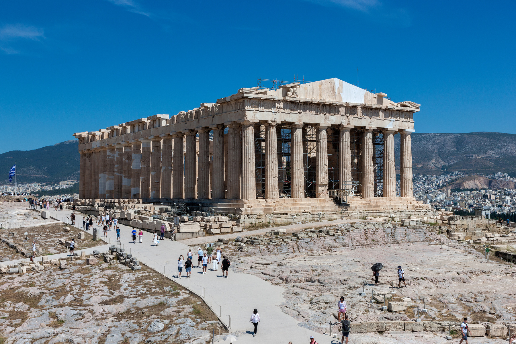 &Pi;&alpha;&rho;&theta;&epsilon;&nu;ώ&nu;&alpha;&sigmaf;: &Tau;&omicron; &delta;&upsilon;&tau;&iota;&kappa;ό &alpha;έ&tau;&omega;&mu;&alpha; &sigma;&upsilon;&mu;&pi;&lambda;&eta;&rho;ώ&theta;&eta;&kappa;&epsilon; &mu;&epsilon;&tau;ά &alpha;&pi;ό 220 &chi;&rho;ό&nu;&iota;&alpha;