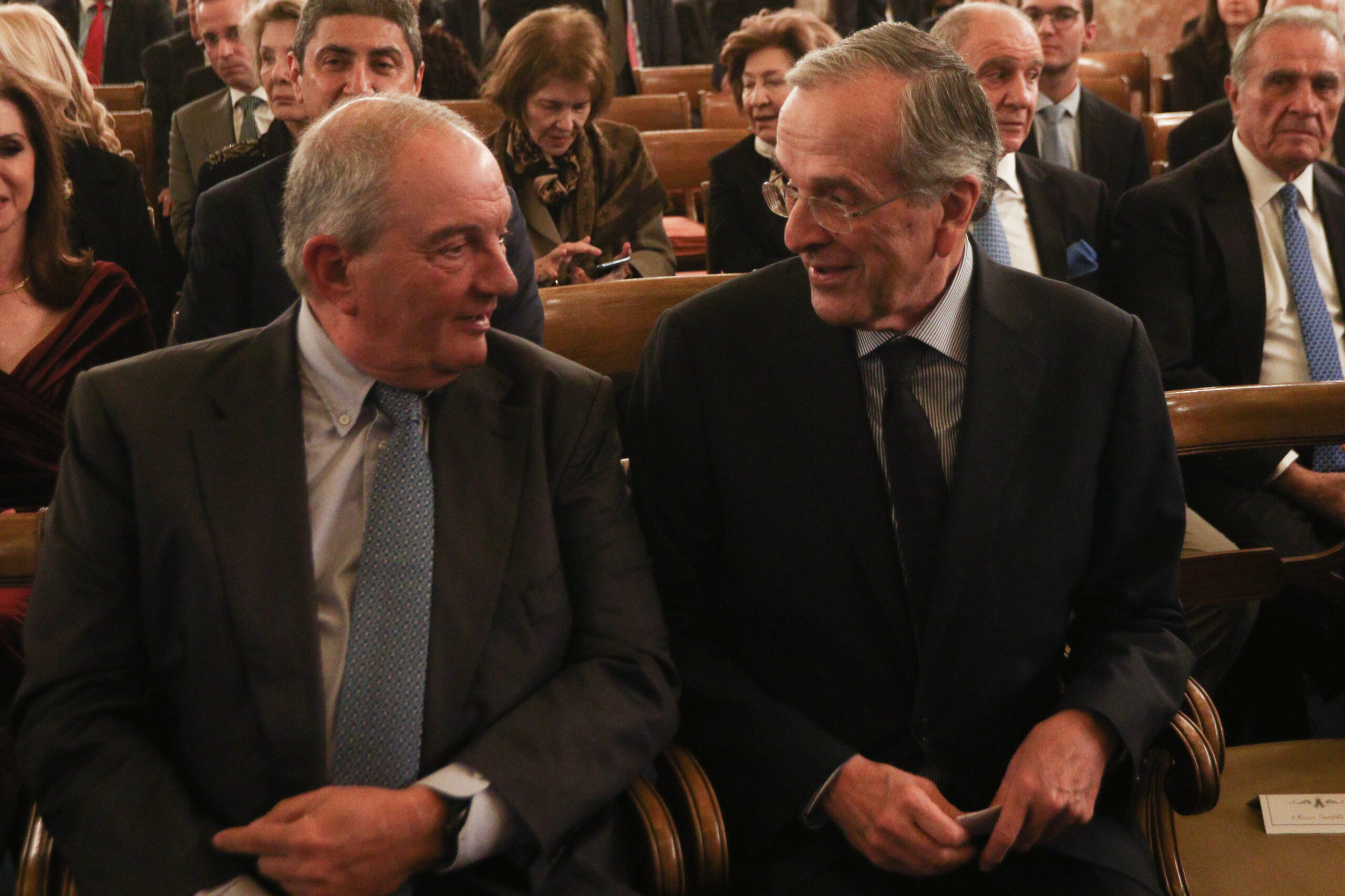 Β. Ταλαμάγκας στο “Π”: ΝΔ: Μπορούν οι πρώην να αλλάξουν το σκηνικό;