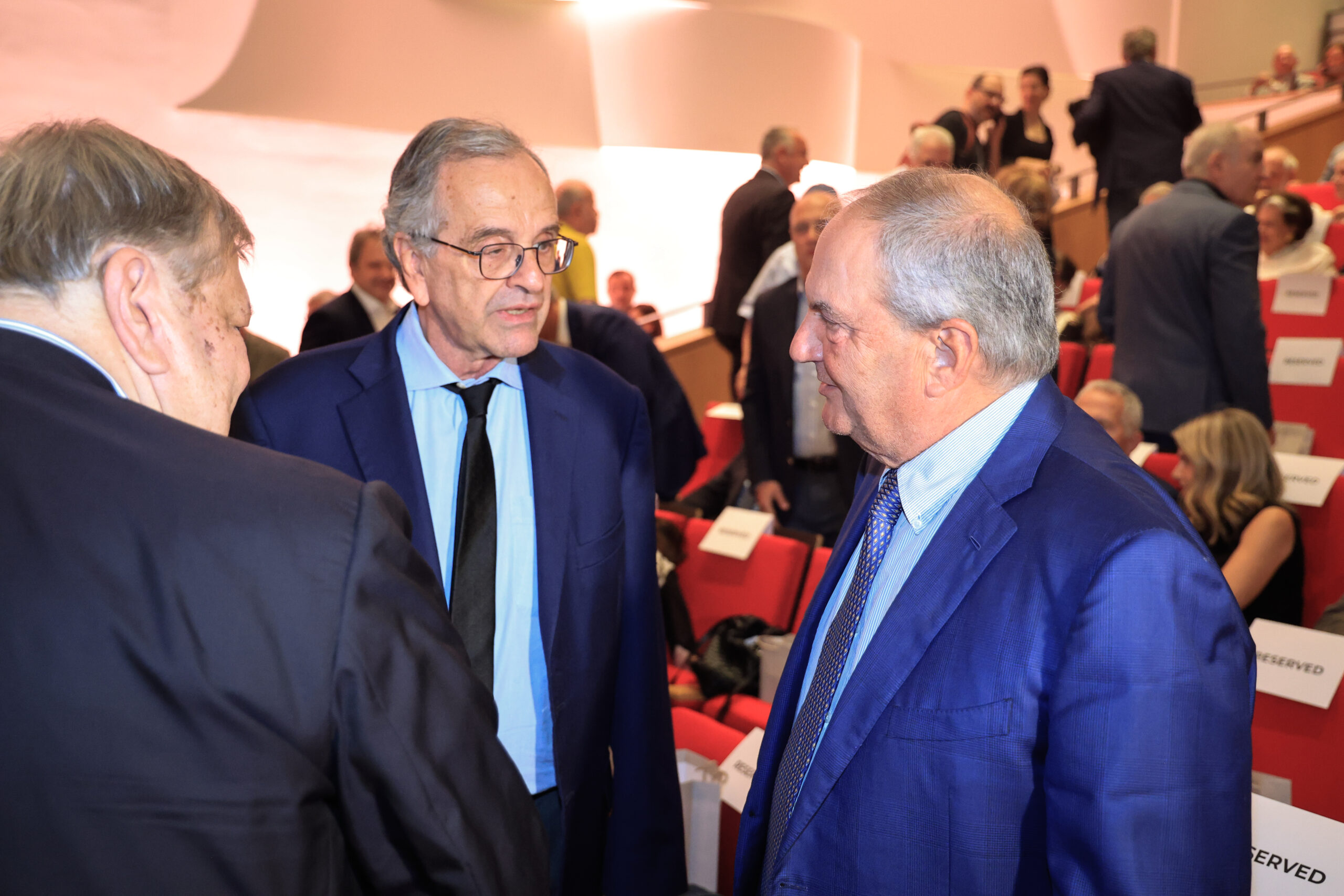 Κοινή εμφάνιση Καραμανλή – Σαμαρά στην Εθνική Πινακοθήκη