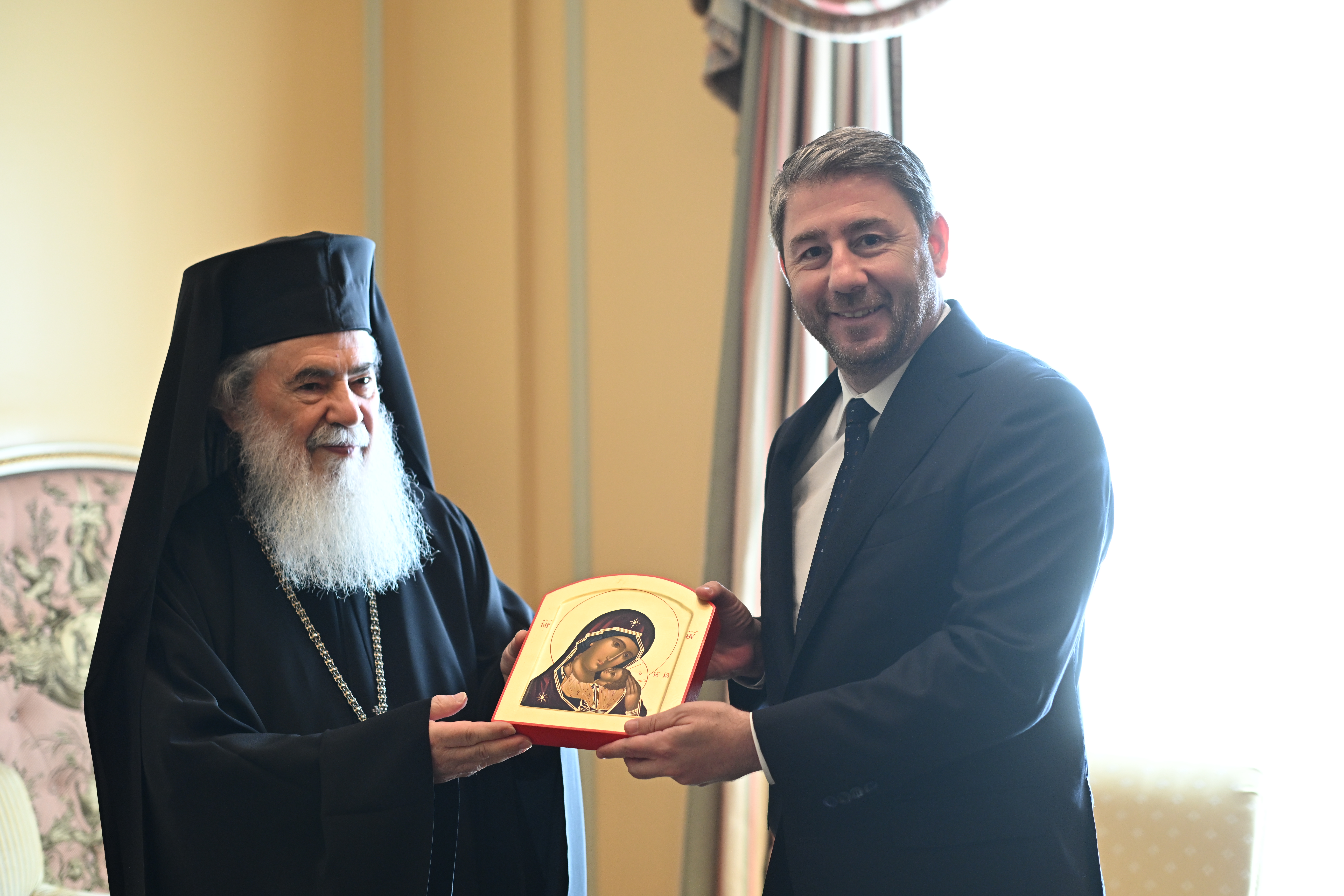 Ν. Ανδρουλάκης: «Είμαστε στο πλευρό σας για την προστασία των δικαιωμάτων του Πατριαρχείου, των χριστιανών της Μ. Ανατολής και την υπεράσπιση του νομικού καθεστώτος των Αγίων Τόπων» 