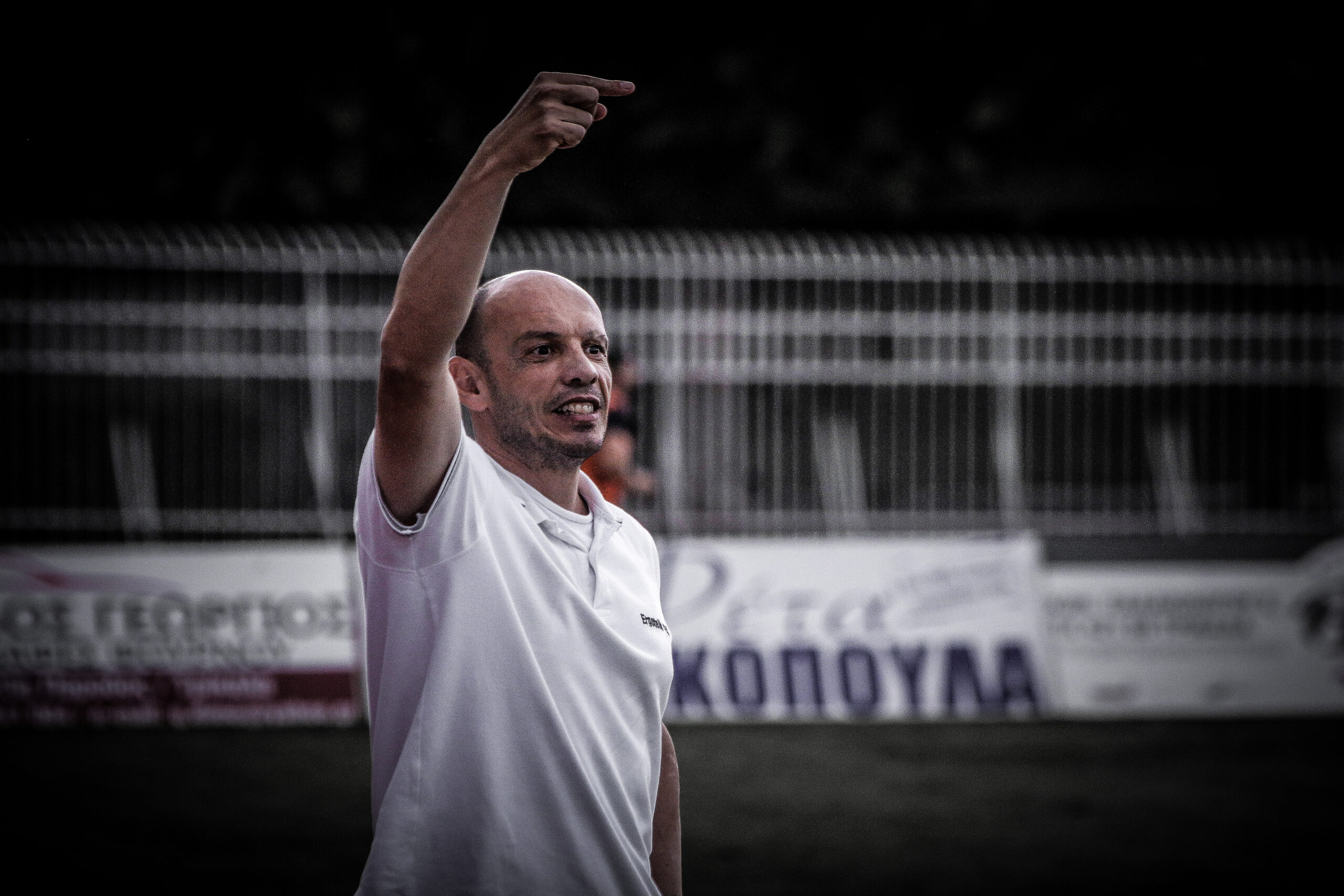 Θλίψη στο ελληνικό ποδόσφαιρο: Πέθανε σε ηλικία 54 ετών ο Τάκης Γκώνιας – Συγκινητική ανακοίνωση Ολυμπιακού και Λεβαδειακού