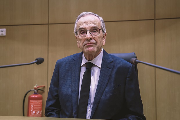 Ο Σαμαράς… κλέβει εκκλησία με το σύστημα Μητσοτάκη, που ο ίδιος έφτιαξε