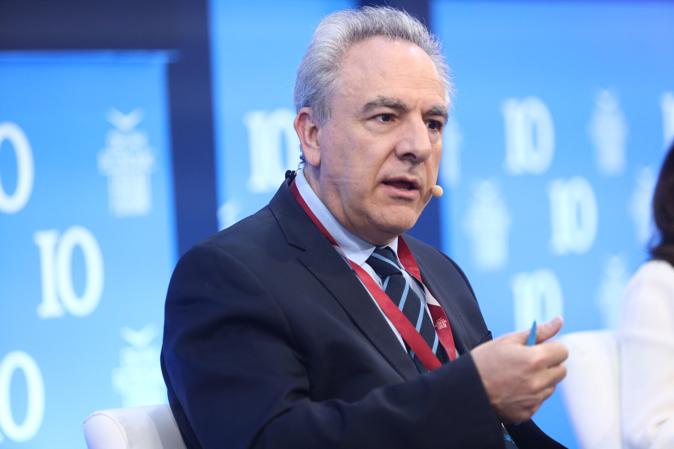 «Θάνος Ντόκος» και ρωσική φάρσα: Κενά ασφαλείας και αμηχανία