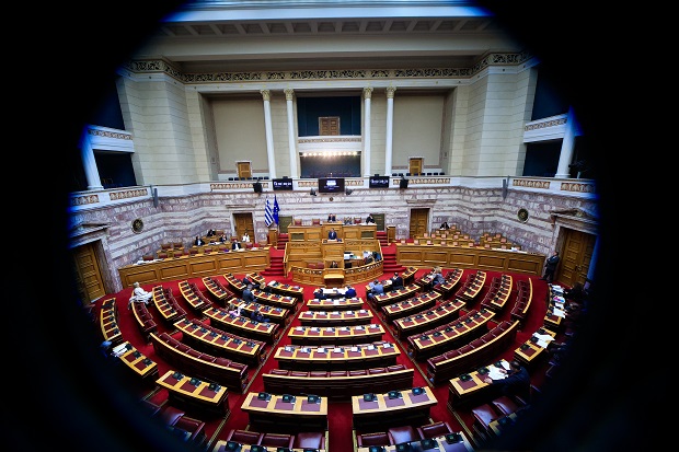 Ανάχωμα στη διαφθορά των αυτοδυναμιών οι κυβερνήσεις συνεργασίας