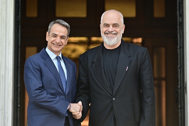 Και το δούλεμα συνεχίζεται…