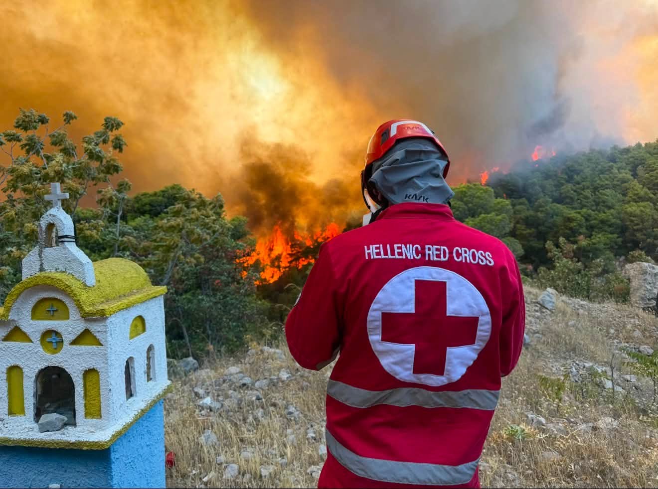 O Ελληνικός Ερυθρός Σταυρός καλεί για οικονομική ενίσχυση προς τους πυρόπληκτους