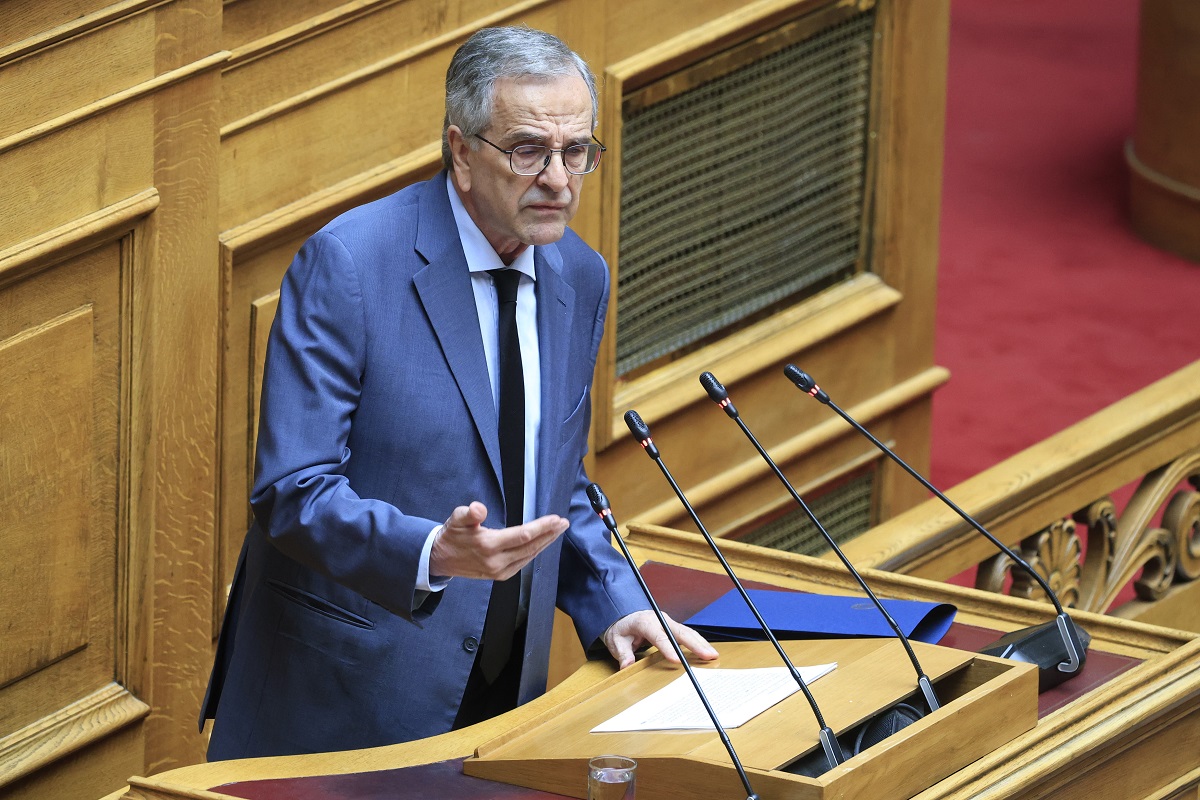 Δεν… τσιμπάει στο δόλωμα Μητσοτάκη ο Σαμαράς